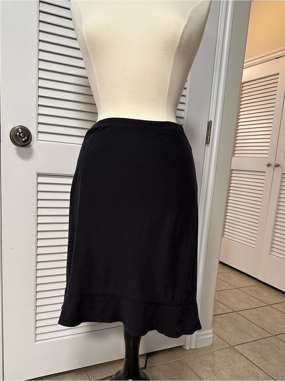 Toad &Co Reversible Midi Ruffle Skirt - Picture 2 of 13